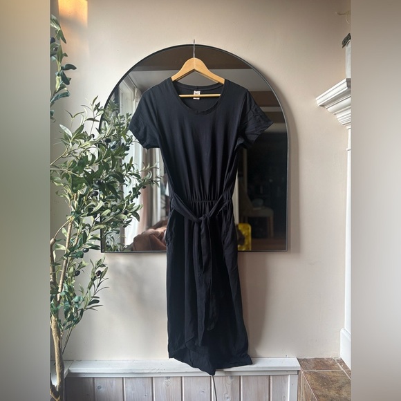 SMASH + TESS| Rebecca wrap dress | size medium - Picture 3 of 5